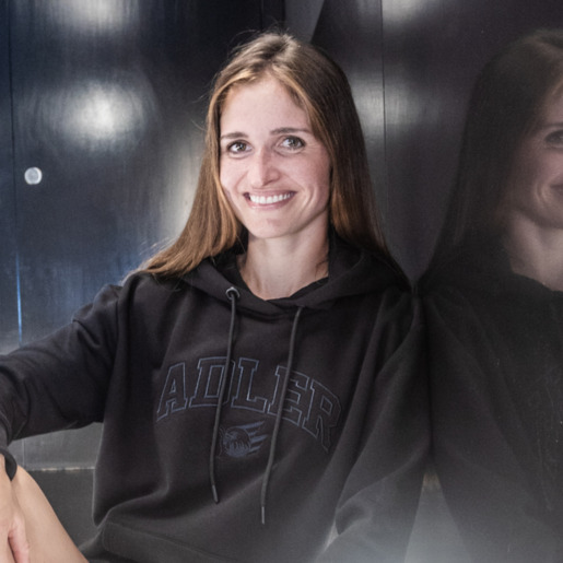 Black Hoodie Frauen Adler 24, S Black Hoodie Frauen Adler 24, S